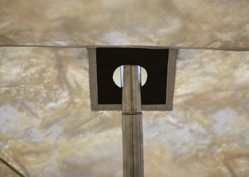 Палатка зимняя КУБ 4 камуфляж (трехслойная), с навесом, швы проклеены